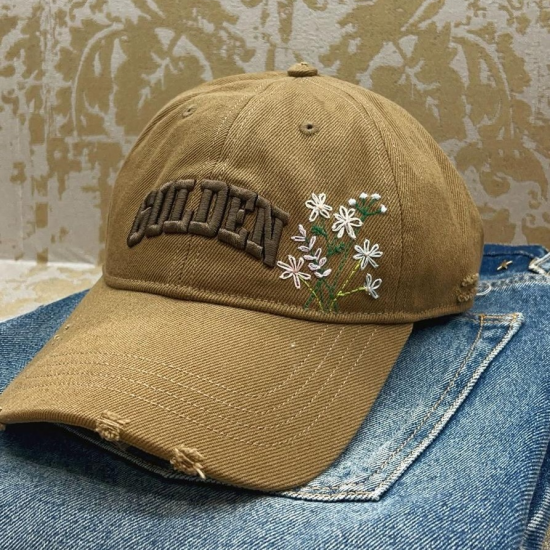 日常の装いをアートへFlower embroidery　Golden Goose