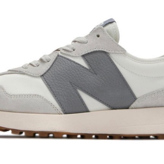 NEWBALANCE U327 大人気カラーがリストック！！お早めのご検討を！
