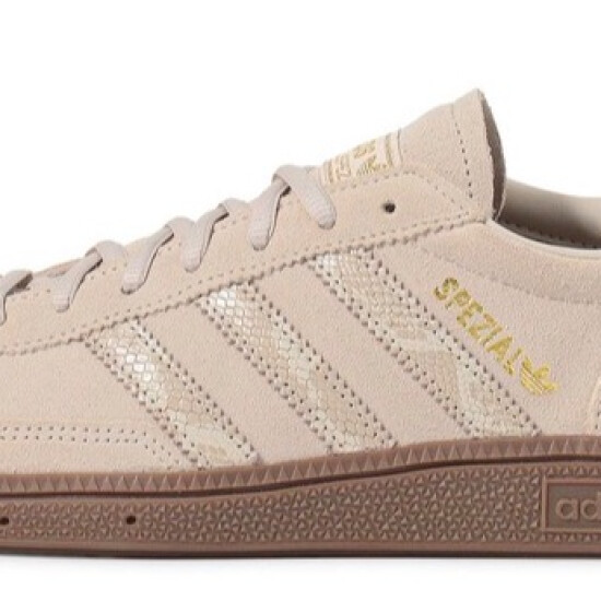 adidas HANDBALL SPEZIAL さりげないパイソン柄が上品なアイテム