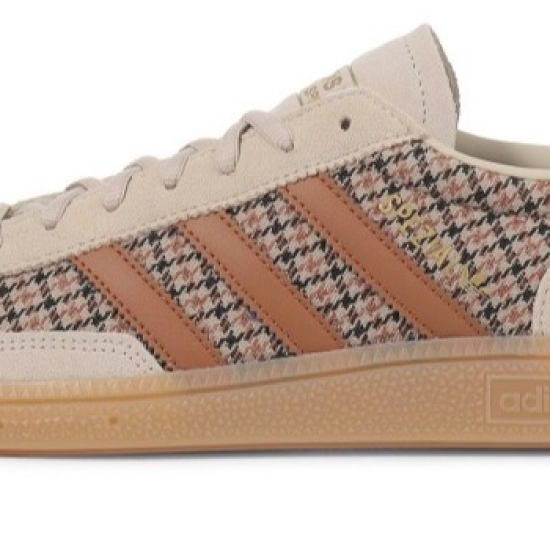 ADIDAS HANDBALL SPEZIAL 大人気カラーがリストック！！お早めのご検討を！