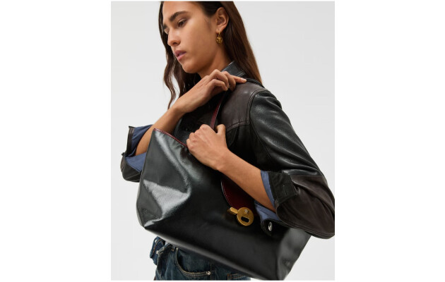 ◆ Luxury Fashion News ◆