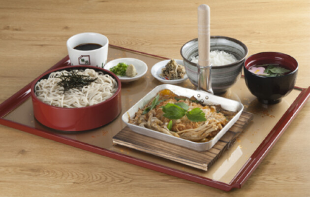 ロースかつきのことじ鍋膳